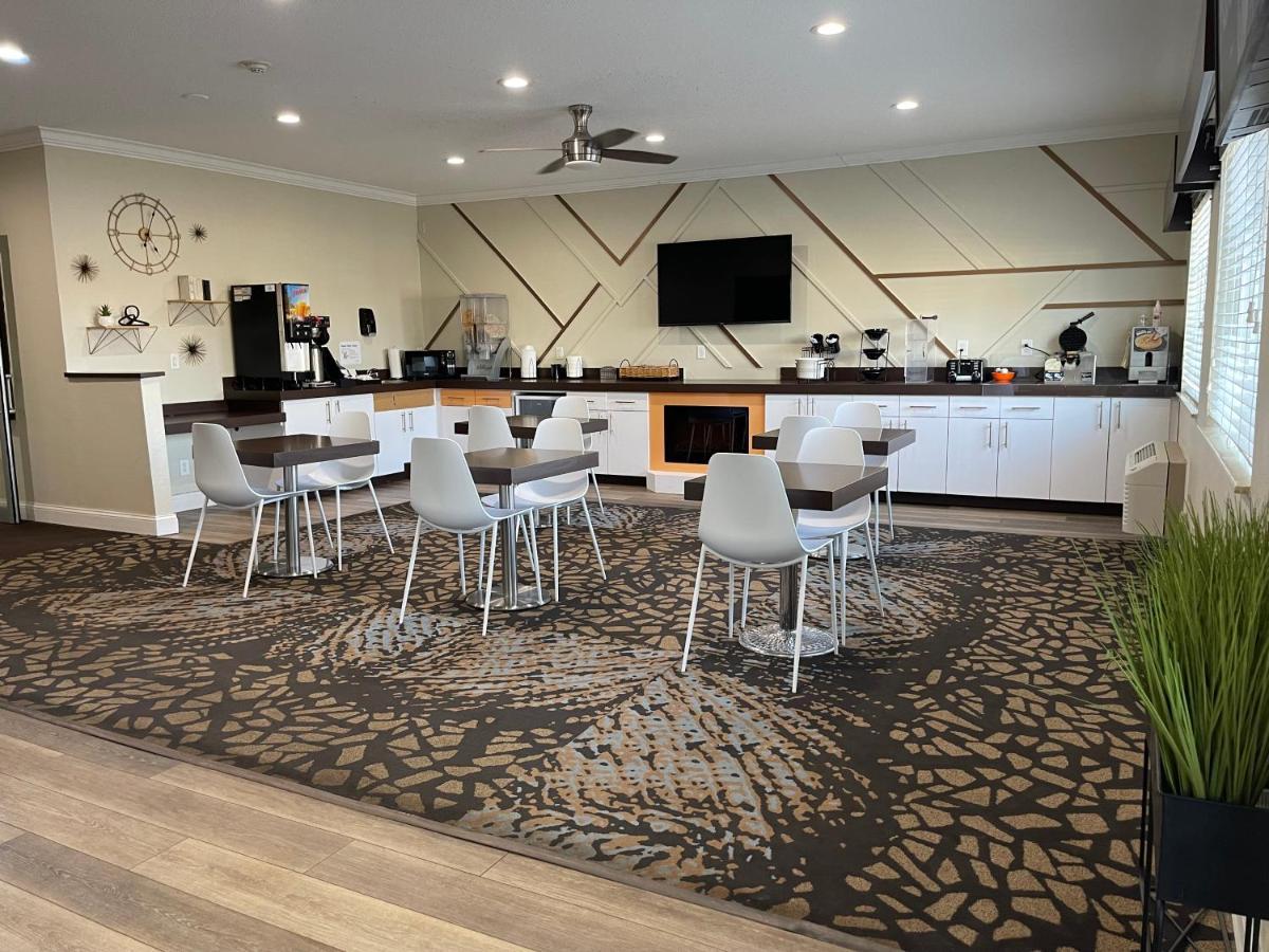 Bridgepointe Advantage By Bphotels Fremont Екстериор снимка