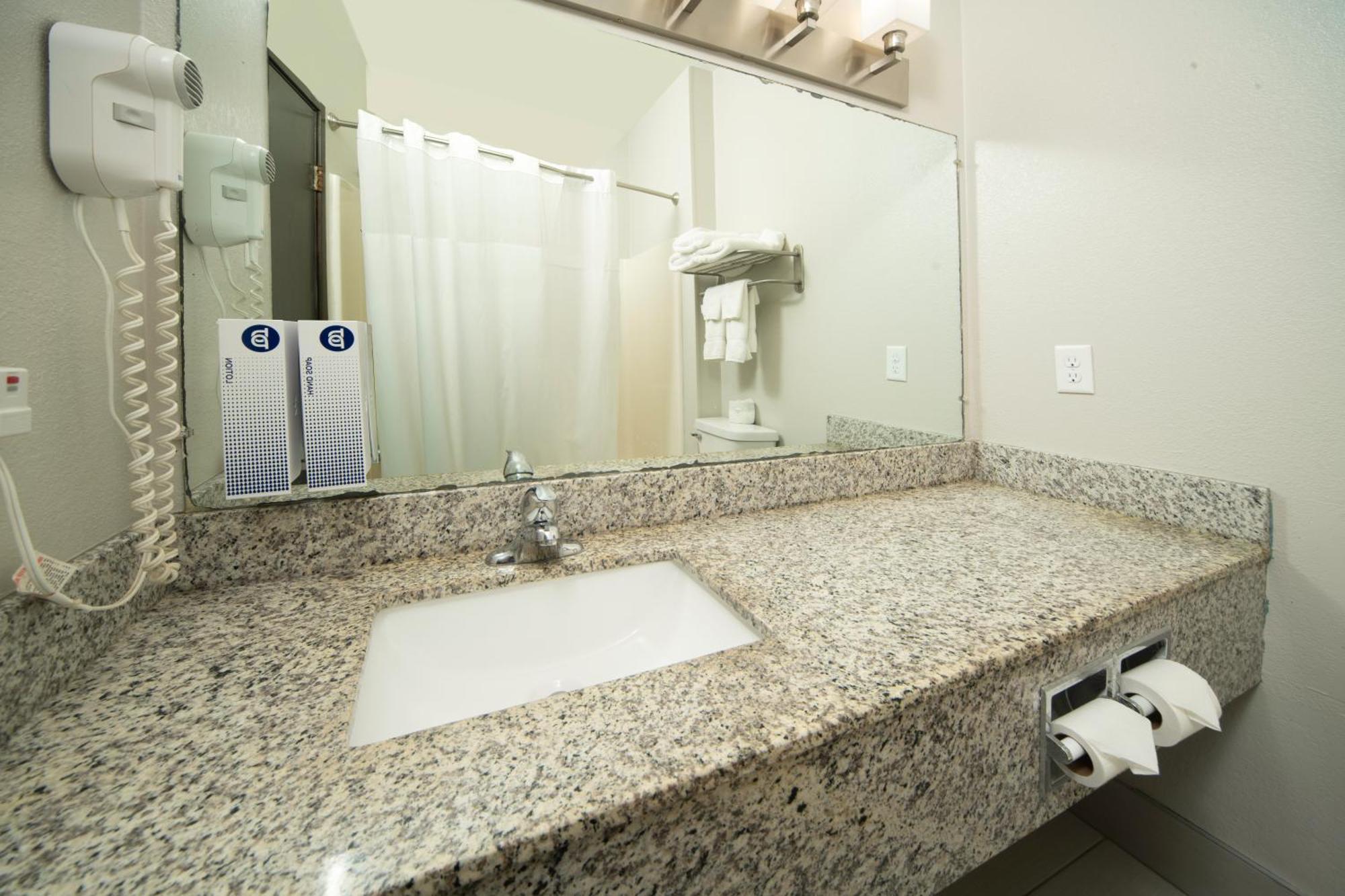 Bridgepointe Advantage By Bphotels Fremont Екстериор снимка