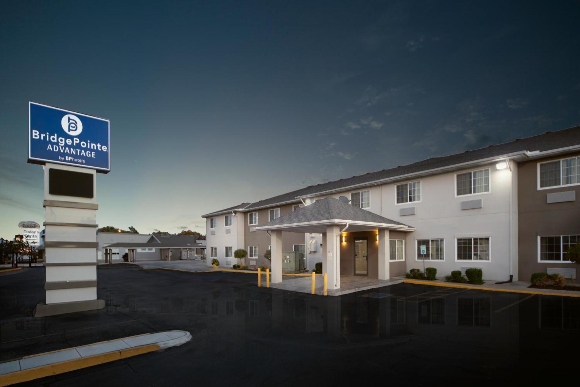 Bridgepointe Advantage By Bphotels Fremont Екстериор снимка
