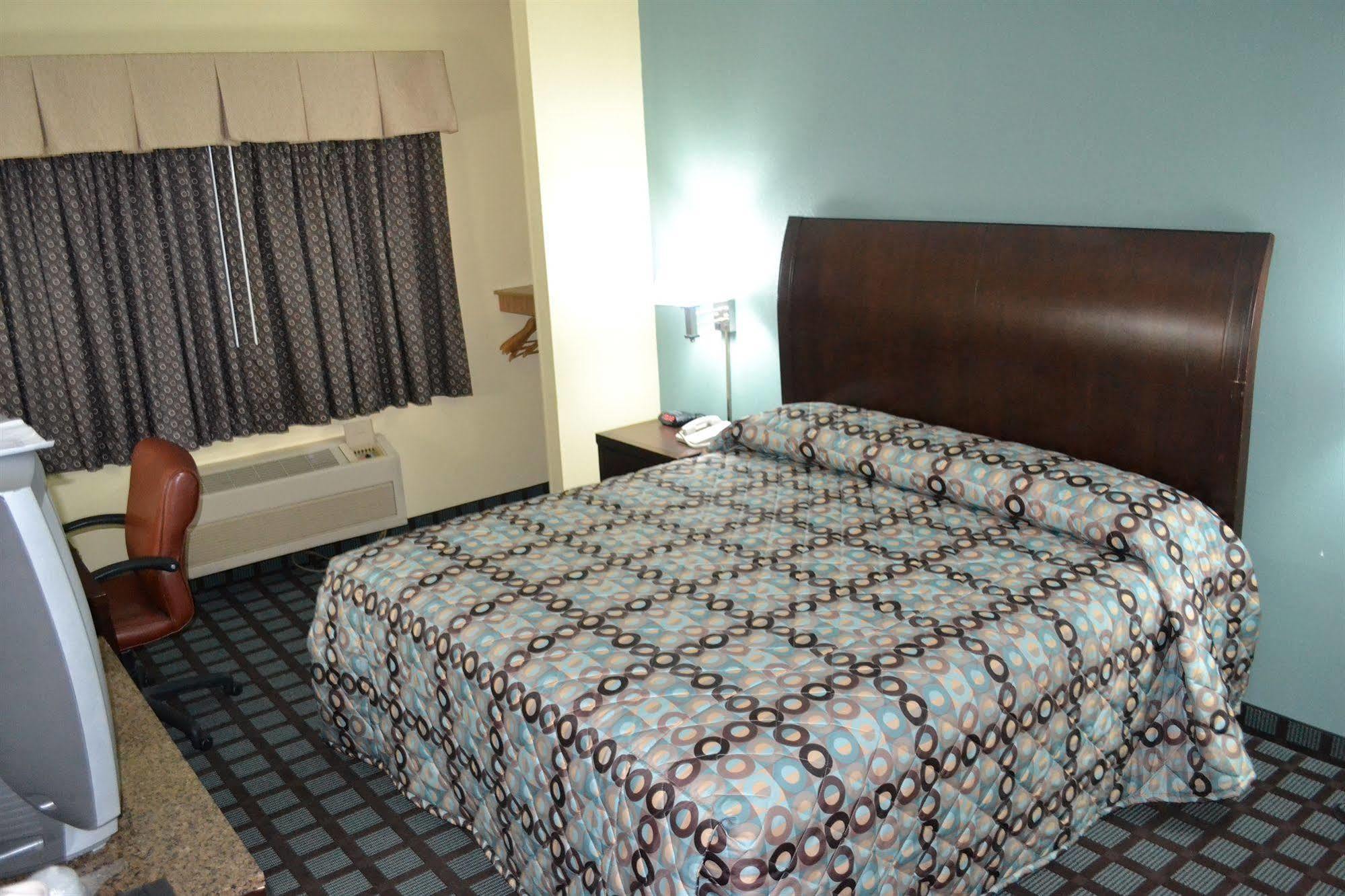 Bridgepointe Advantage By Bphotels Fremont Екстериор снимка